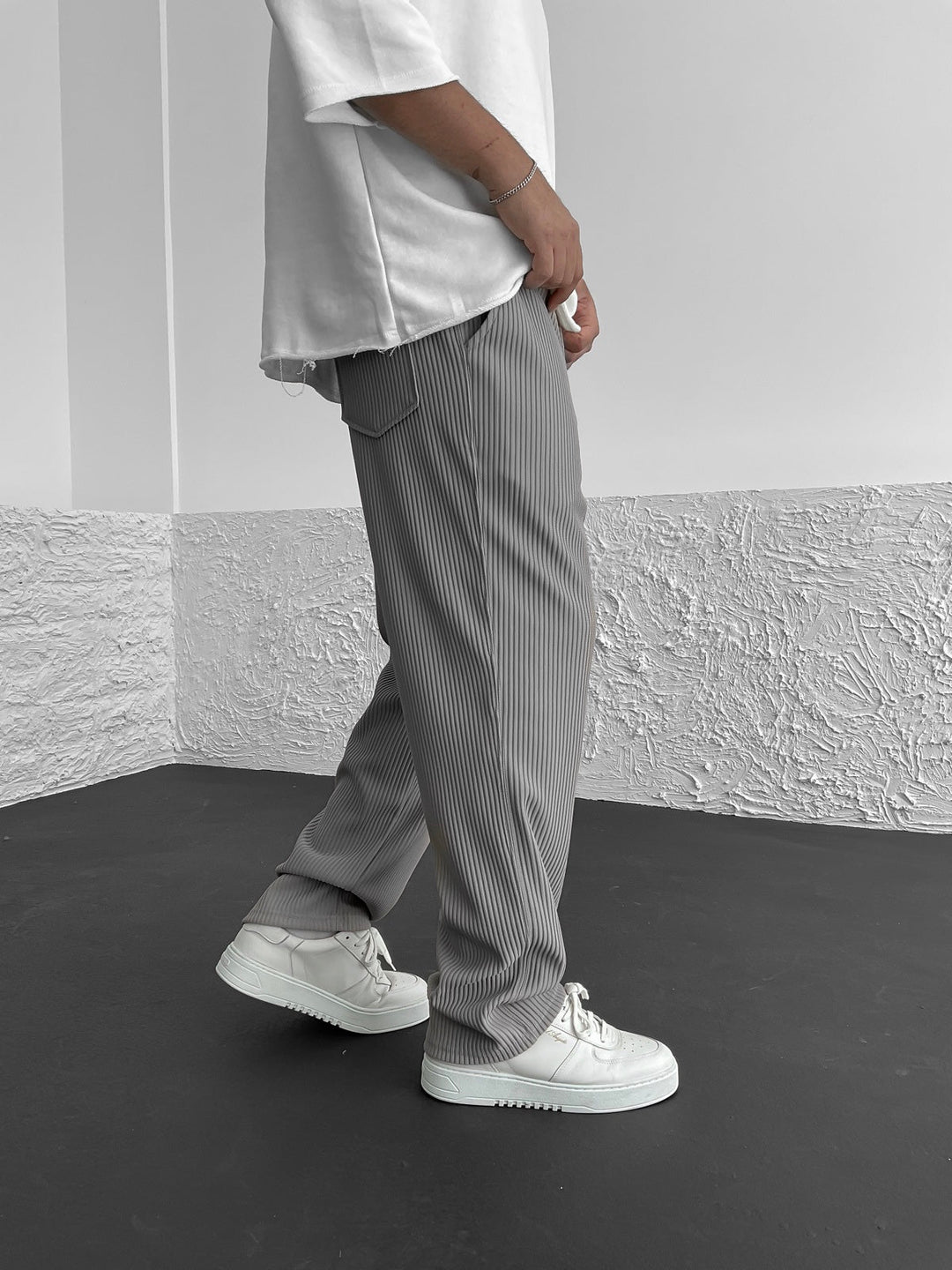 Ribbed Relaxed Fit Trousers